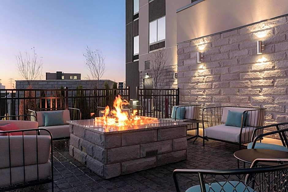 Fairfield Inn & Suites Cincinnati Oakley