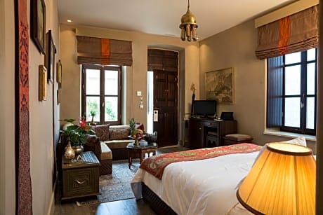 Luxury Junior Suite with Terrace
