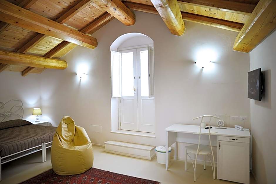 Photo 1 of 15 of 1 Double Bed or 2 Beds