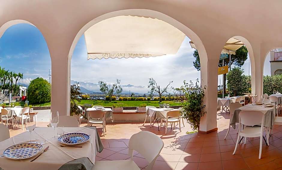 Hotel Sette Archi
