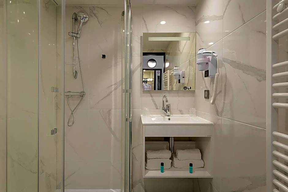 ZENITH HOTEL CAEN