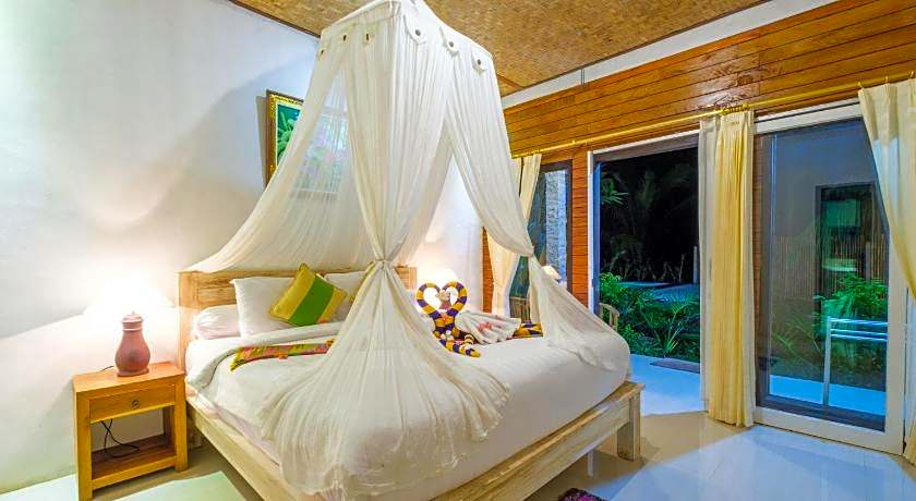 Crystal Bay Bungalow