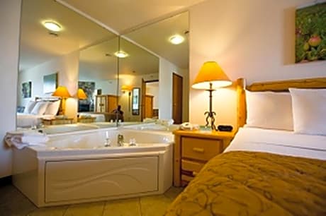 King Suite with Spa Bath