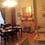 Tranquil House B&B @ 1 College Ave
