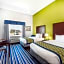 Hawthorn Suites By Wyndham Midland