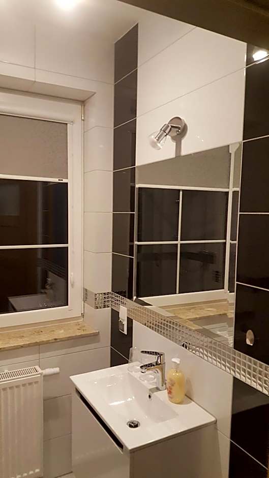 PHU Gościniec "16-tka" Katarzyna Zdrojewska