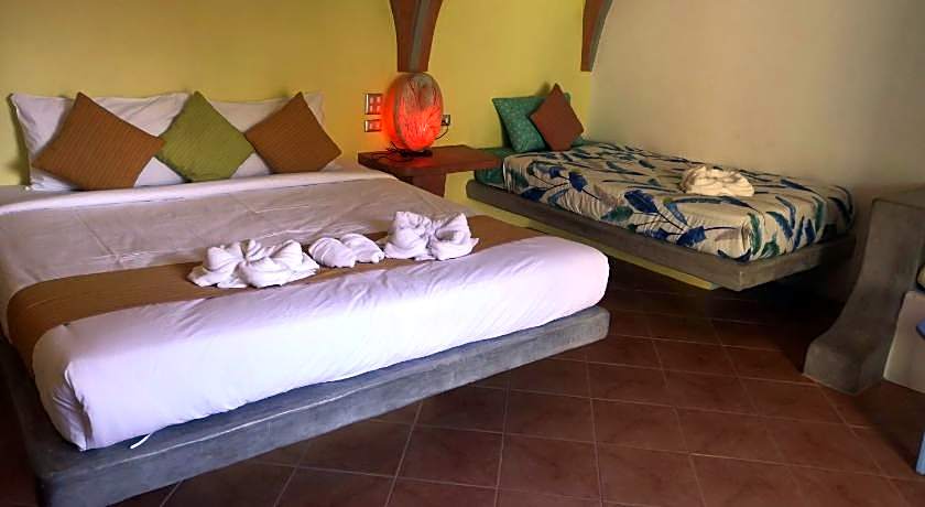 Pandora Lifestyle Hotel