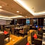 Best Western Plus Maple Leaf