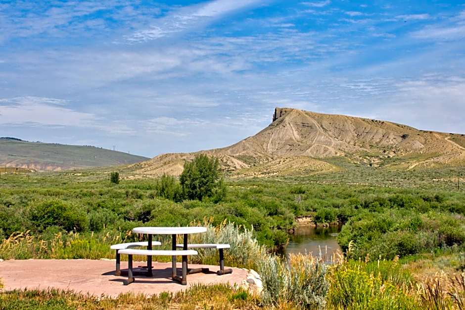 Allington Inn & Suites Kremmling