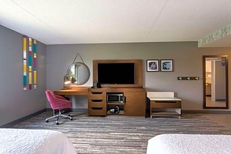 Queen Room with Two Queen Beds - Mobility and Hearing Access/Non-Smoking