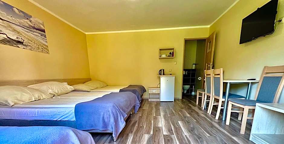 Pokoje do wynajęcia "Pod Wydmami" Sarbinowo PRZY PLAŻY , PLAC ZABAW , ROWERY