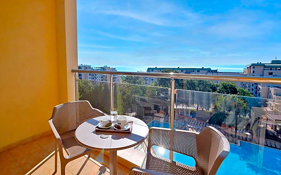 Apart Hotel Golden Line