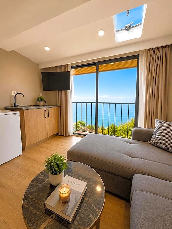 Bungaport Luxury Bungalows&Suits