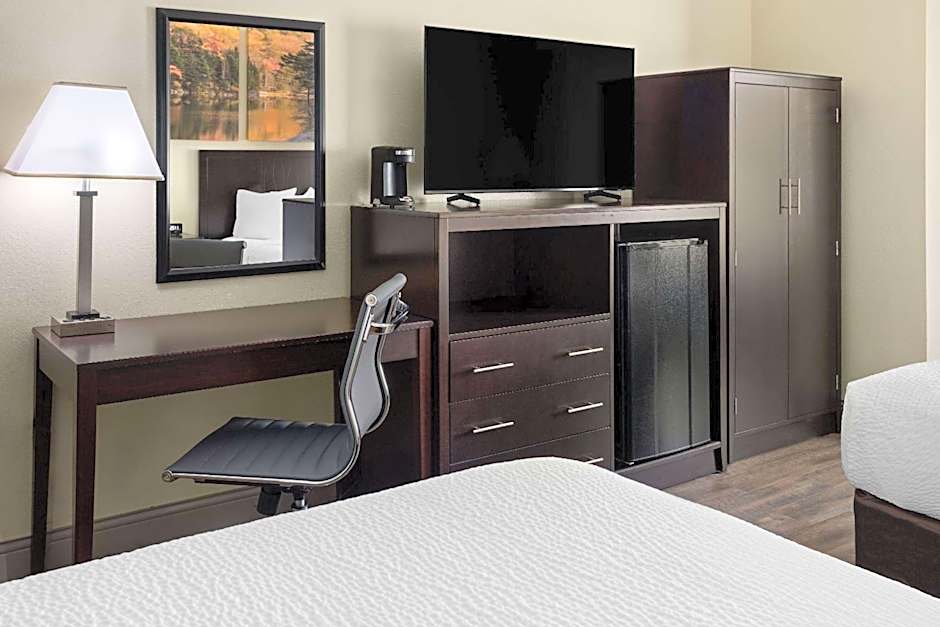 Days Inn by Wyndham Penn State