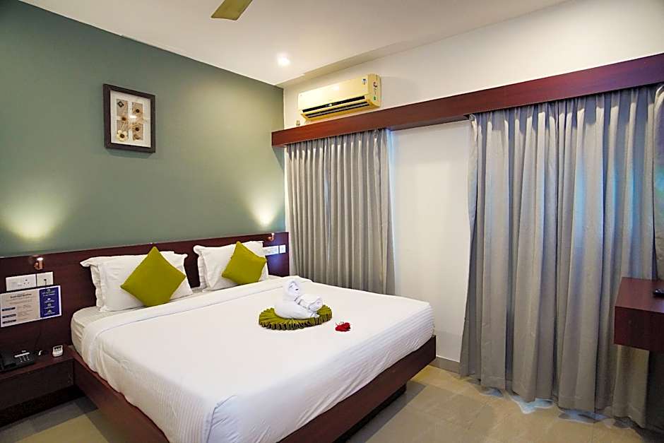 Sreepathi Indraprastha Hotel and Serviced Apartments