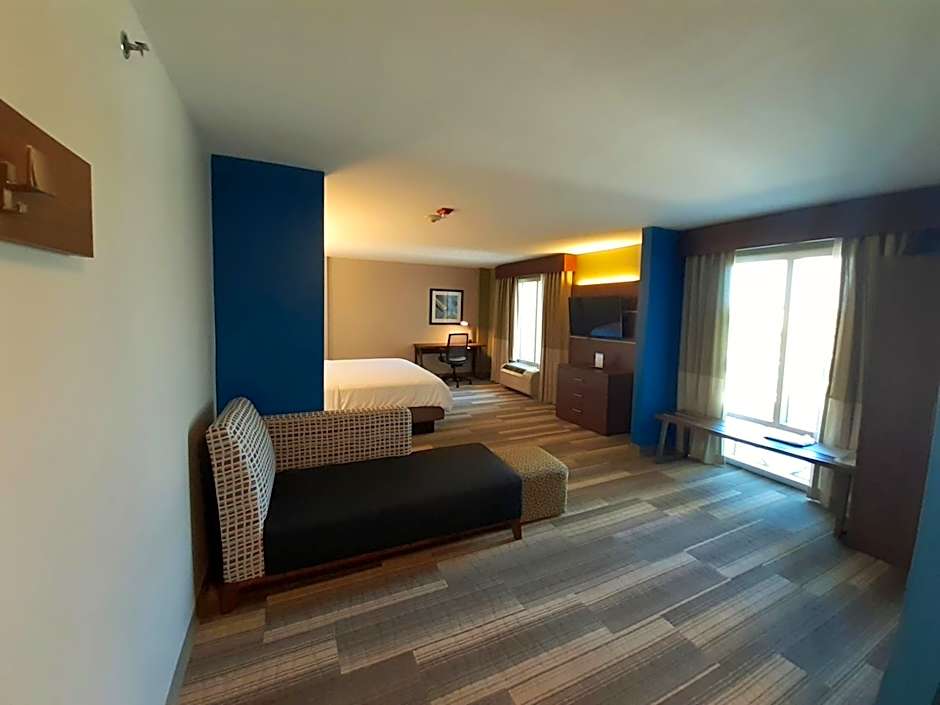 Holiday Inn Express Trincity By IHG