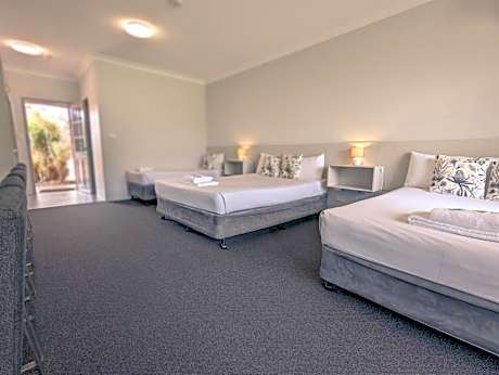 Family Room for 4 People