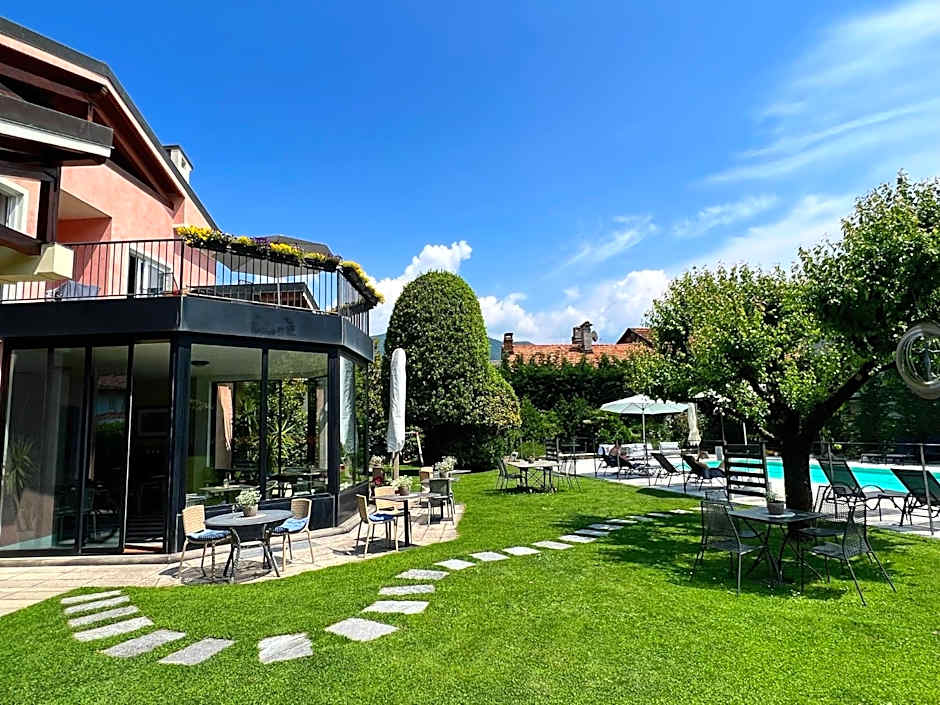 Villa Costantina with heated POOL