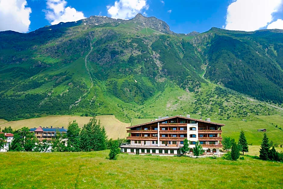 Alpenhotel Tirol