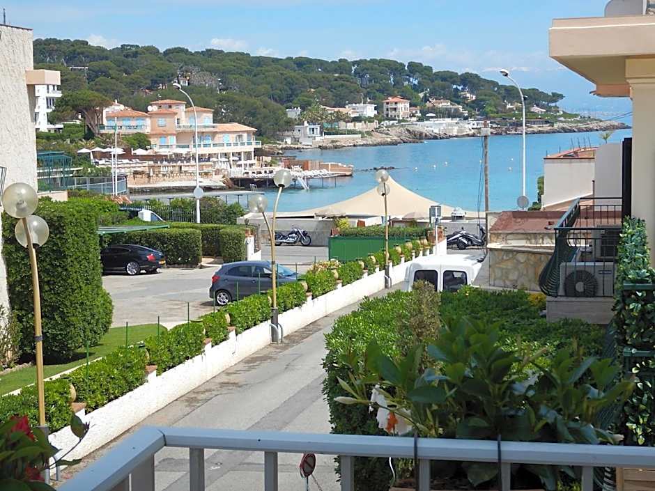 Hotel Miramar- Cap d'Antibes - La Garoupe plage