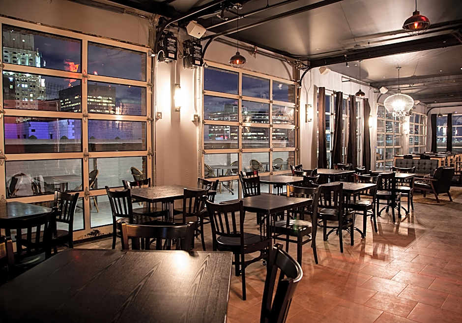 Hotel Indigo Newark Downtown