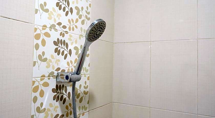 RedDoorz near Exit Tol Banyumanik 2