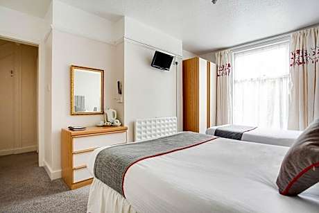 Standard Family Room for 2 People