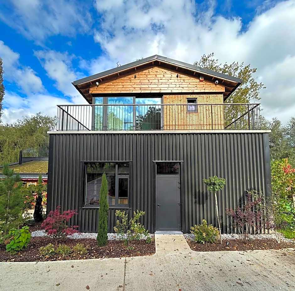 Cabanes avec jacuzzi les pieds dans la vignes