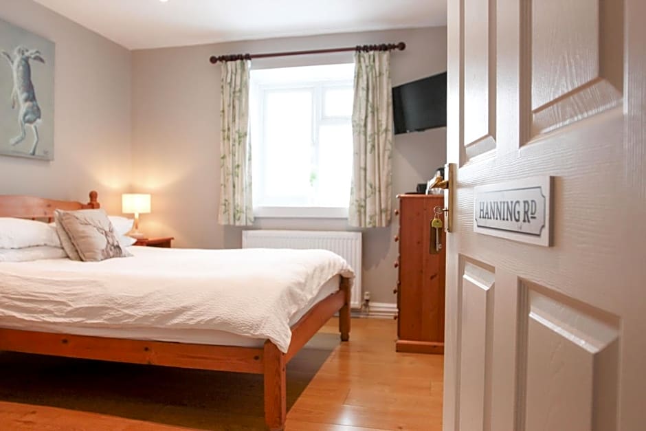 Photo 1 of 6 of Standard Double Room
