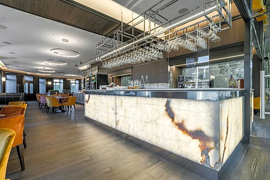 Hotel Congress