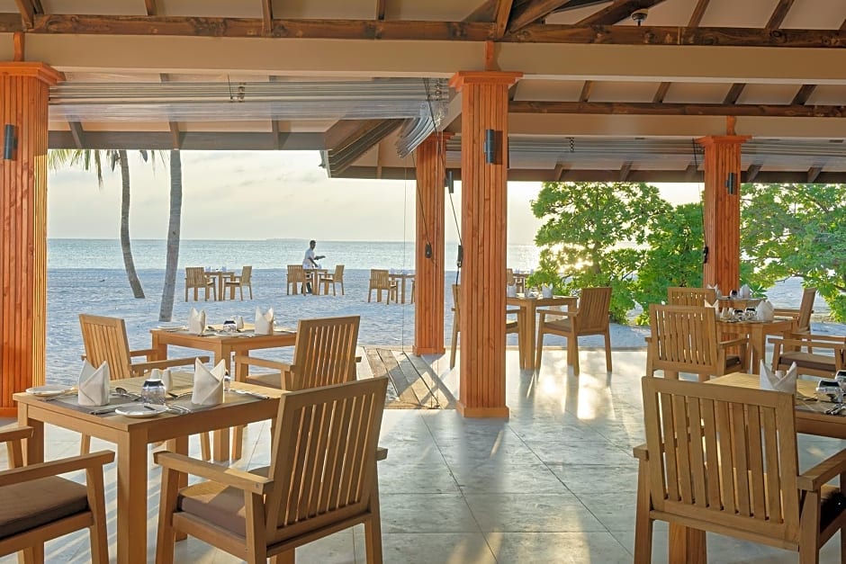 Brennia Kottefaru Maldives