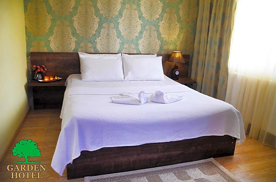 Garden Hotel