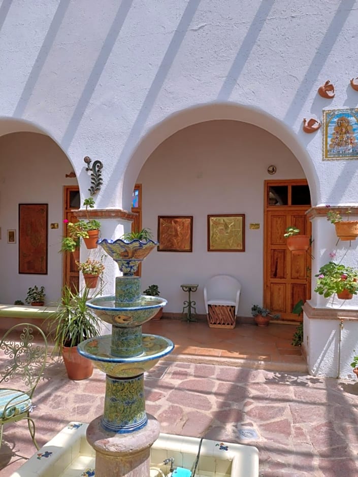 Casa Estela y Virgilio B&B