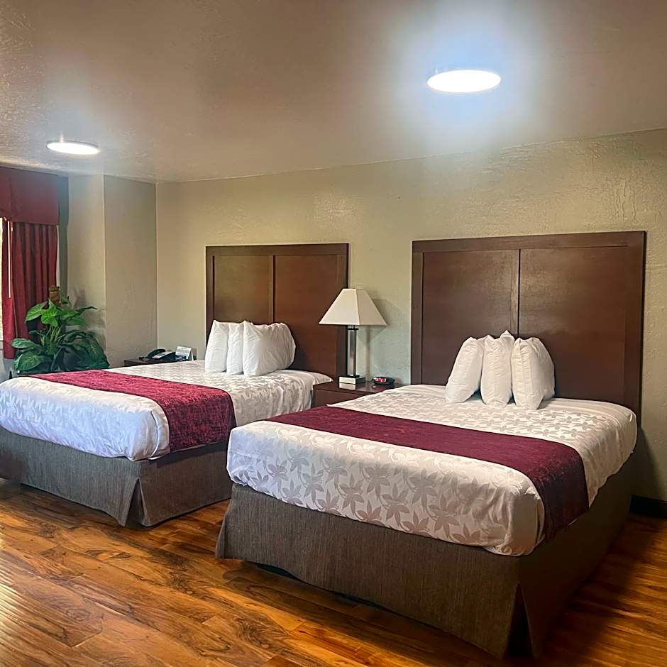 Red Carpet Inn Medford