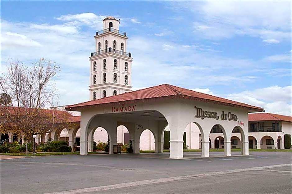Hotel Mission De Oro