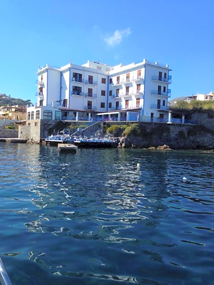 Hotel Rocce Azzurre