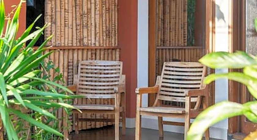 Villa Kenanga in Meninting by the beach