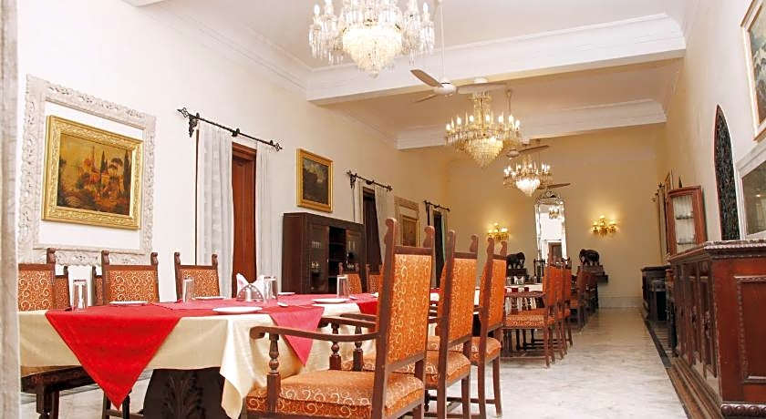 Nilambag Palace Hotel