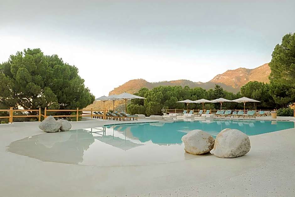 Perios Beach House - Adults Only