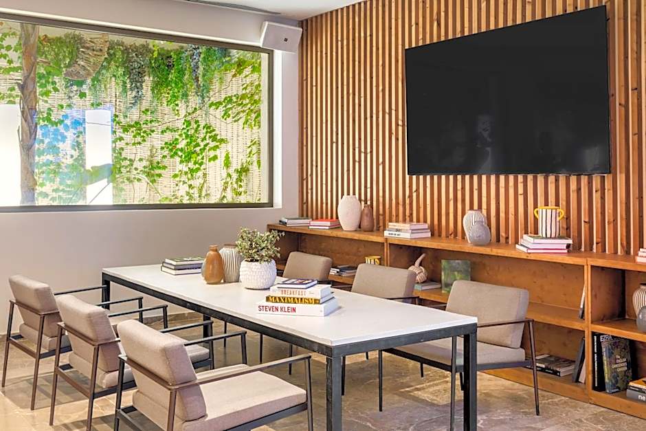 Melia South Beach