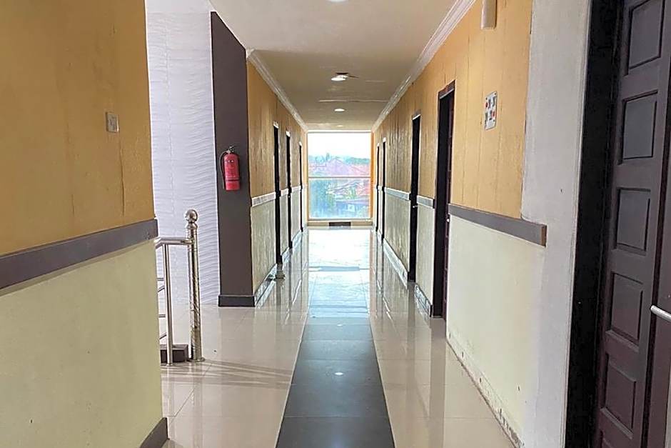 RedDoorz Plus Syariah @ Jalan Syiah Kuala Banda Aceh