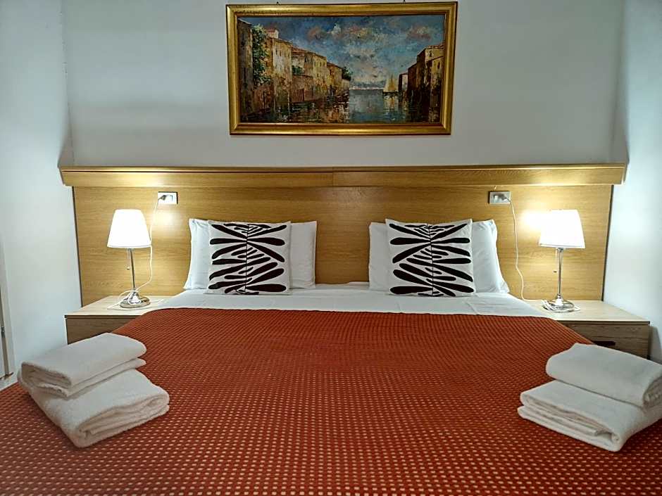 HOTEL TiTO