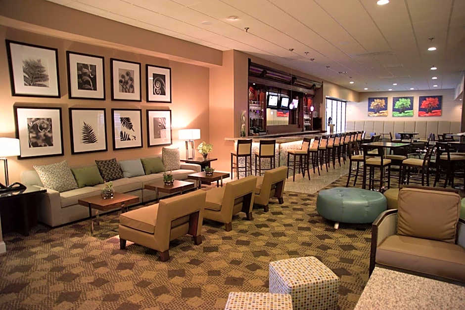 DoubleTree By Hilton Saint Louis Westport