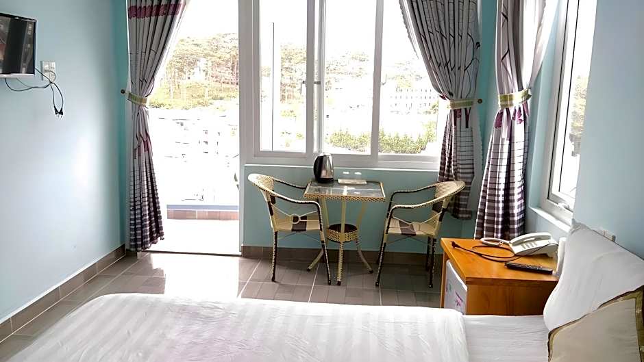 Hai Long Vuong Hotel