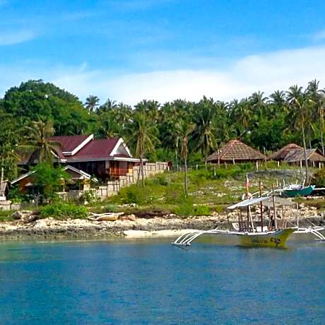 Liwayway sa Bohol - Pamilacan Bed & Breakfast