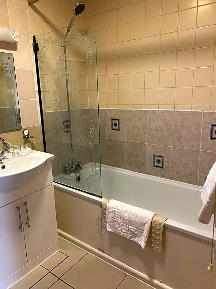 Cardiff Sandringham Hotel