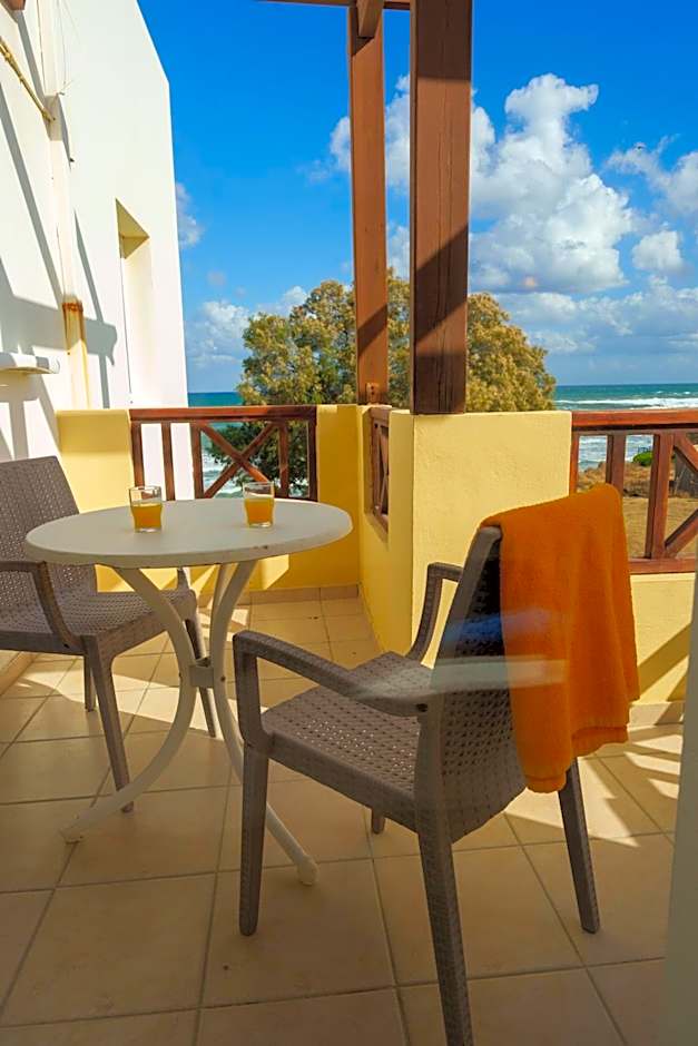 Dedalos Beach Hotel