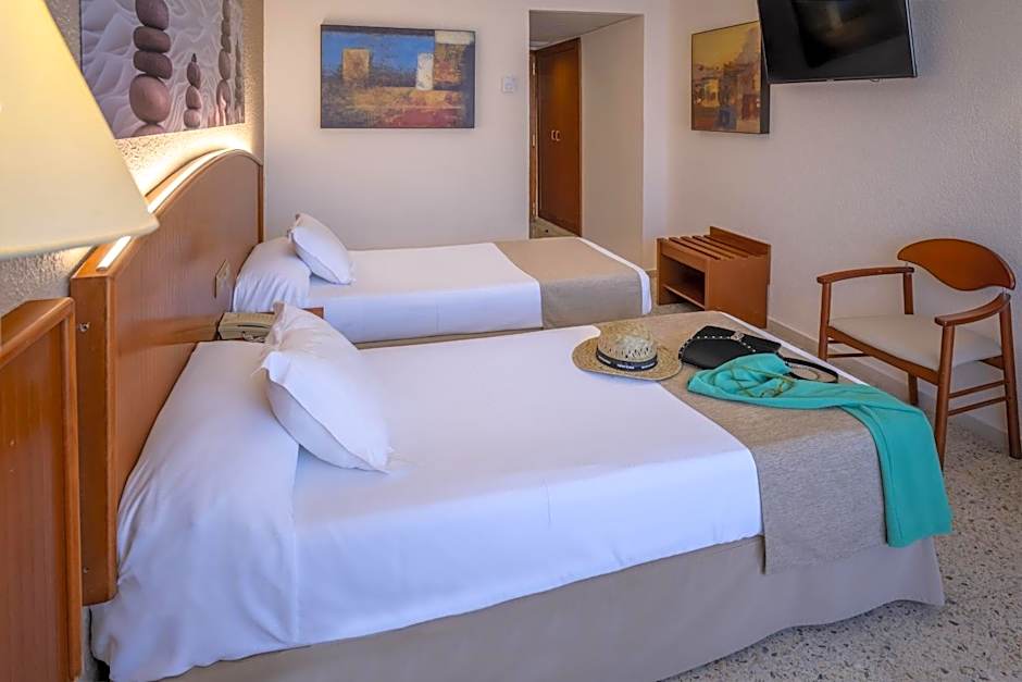 GHT Oasis Park & Spa