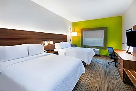 Standard Room with Two Queen Beds