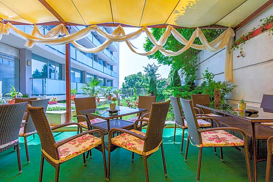 Hotel Marina Palace, Affiliated by Meliá